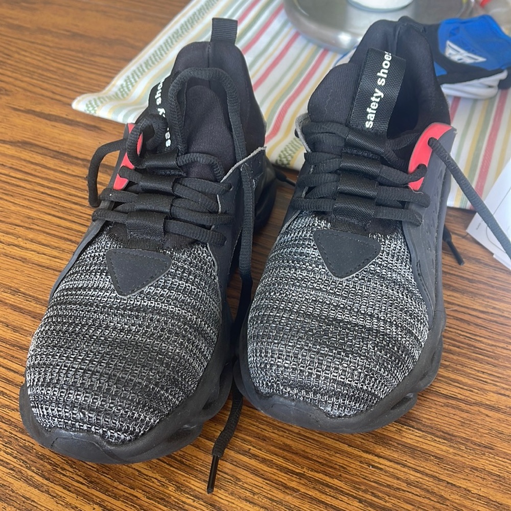 Black And Red Safety Shoes